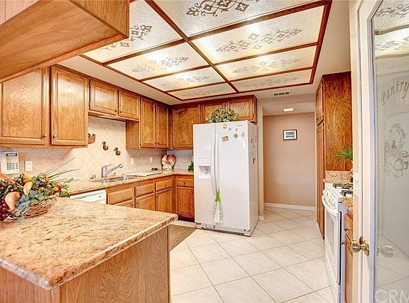 5th image of 833 Manchester Ct #8