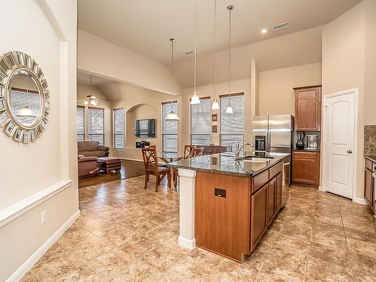 1405 Nightingale Dr — Photo 19