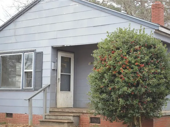 1504 Brentwood St, High Point, NC 27260