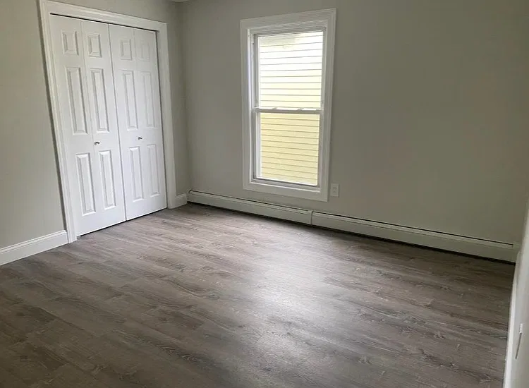 3 bed, 1050 sqft, $2,750 — Photo 4