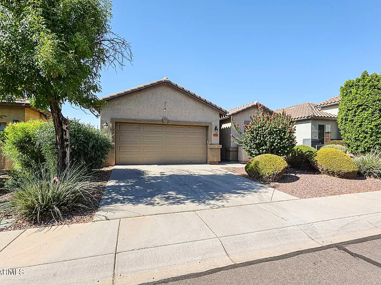 17765 W Bridger St — Photo 2