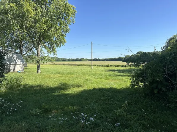 9 Orchard Cemetery Rd, Petersburg, TN 37144