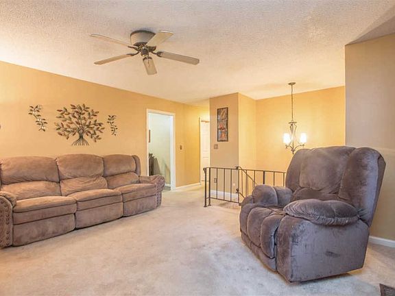 4th image of 3110 Somerset Dr SE