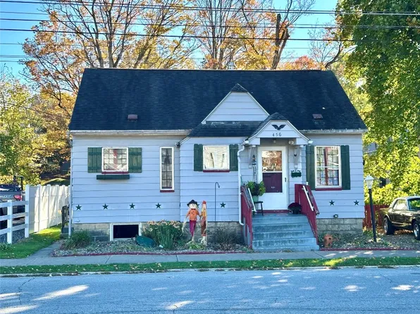 456 North St, Meadville, PA 16335