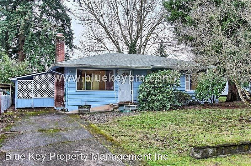 1st image of 2219 NE 51st St
