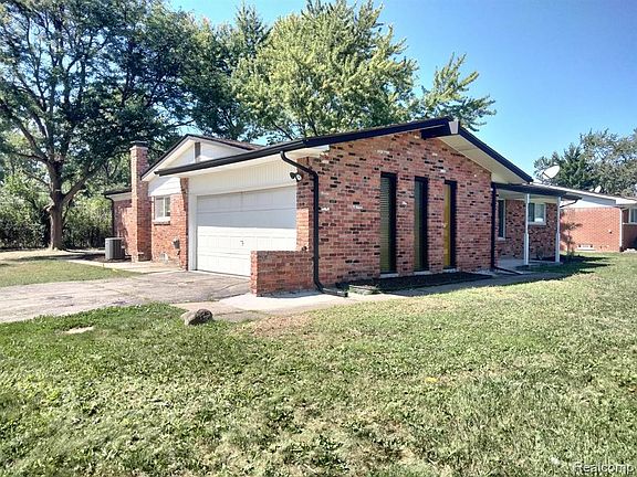 3rd image of 27318 Arden Park Cir