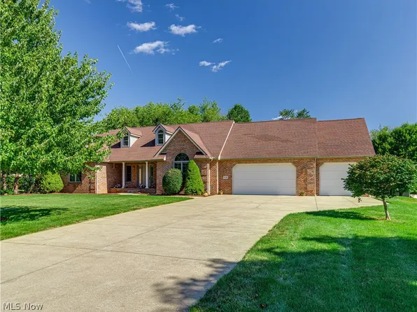 3426 Sherbrook Dr, Uniontown, OH 44685