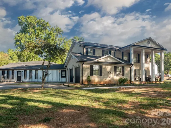 104 Bright Ave, Bessemer City, NC 28016