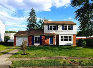 216 Barbara Ln, Blackwood, NJ 08012