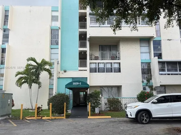 2029 NW 46th Ave APT E305, Fort Lauderdale, FL 33313