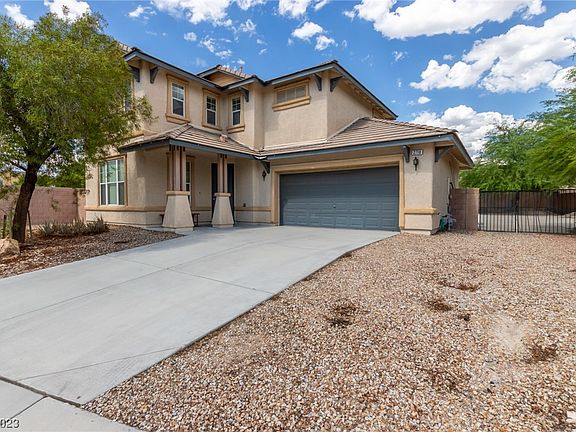 2nd image of 2718 Aspen Club Ave