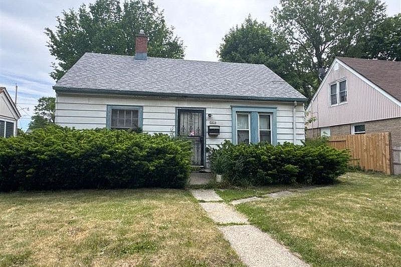 1st image of 5016 N 26th St