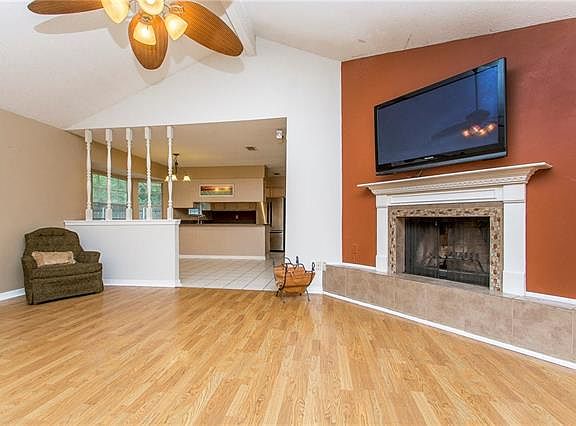 4th image of 334 Driftwood Cir