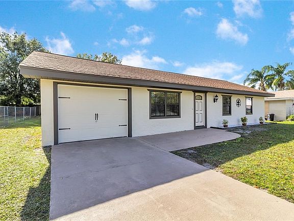 4th image of 704 Bunker Ln