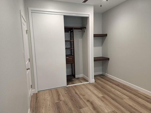 5th image of 9353 Pitkin St