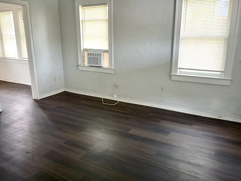 342 S Segrave St #2 — Photo 6