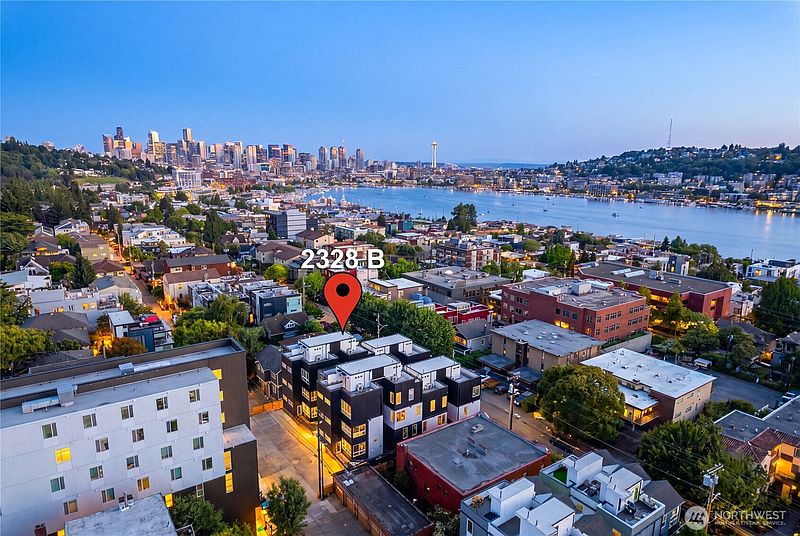 2nd image of 2328 Franklin Avenue E #B