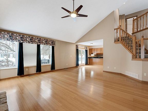 5th image of 3365 Parkbrook Dr
