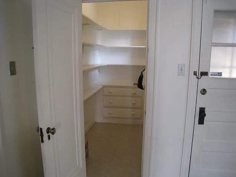 7009 W Altgeld St #1W — Photo 2