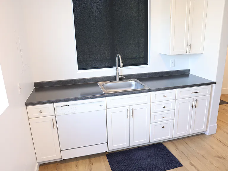 1150 W 400th St N #B — Photo 9