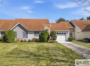 1213 Lindera Plz #B, Monroe Township, NJ 08831