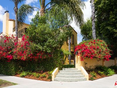 163 S Larchmont Blvd, Los Angeles, CA, 90004