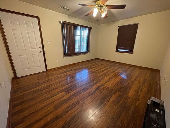 3rd image of 24113 Bancroft Dr