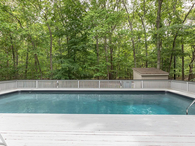10 Wooded Oak Ln — Photo 23