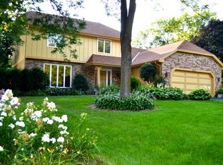 625 Alvarado Ln N, Plymouth, MN 55447