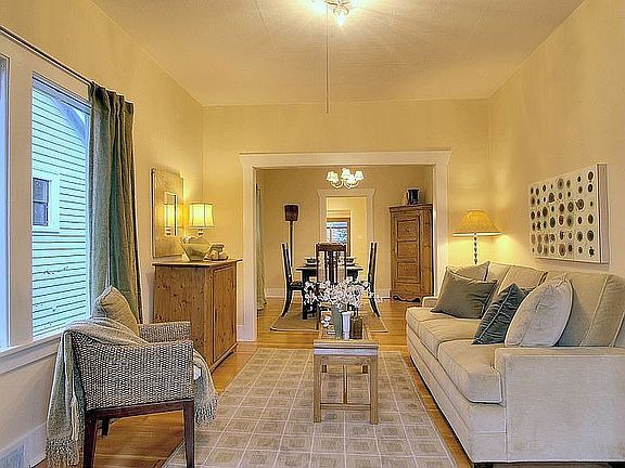 Living/Dining Rooms