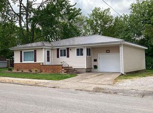 209 N Jefferson St, Olney, IL 62450