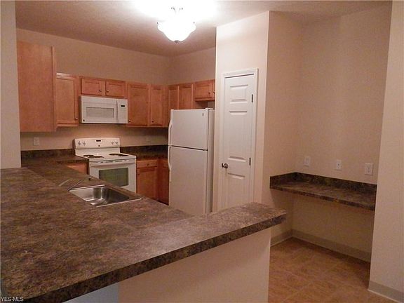 3rd image of 301 Aqua Marine Blvd