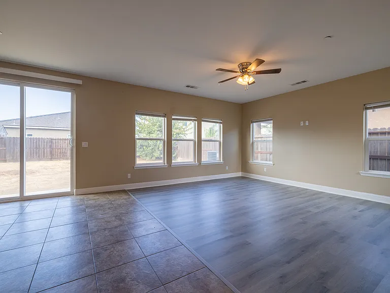 1375 Poppy Ridge Ct — Photo 11