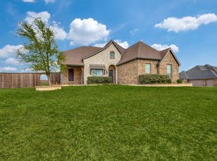 830 Cross Creek Dr, Waxahachie, TX 75167