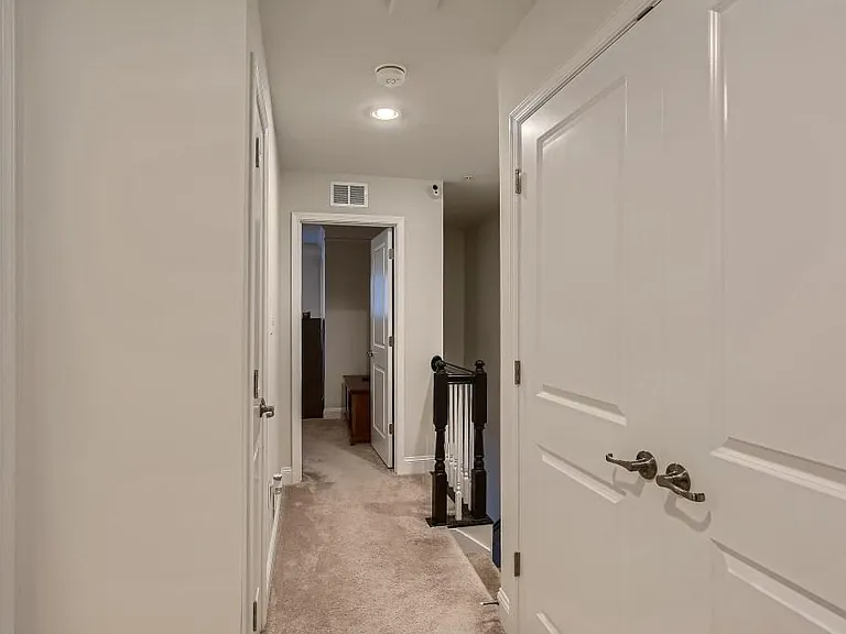 625 Heathland Trl — Photo 4