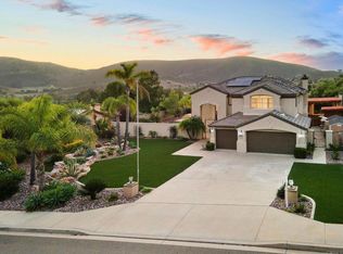 654 Arcadia Bluff Ct, San Marcos, CA 92069