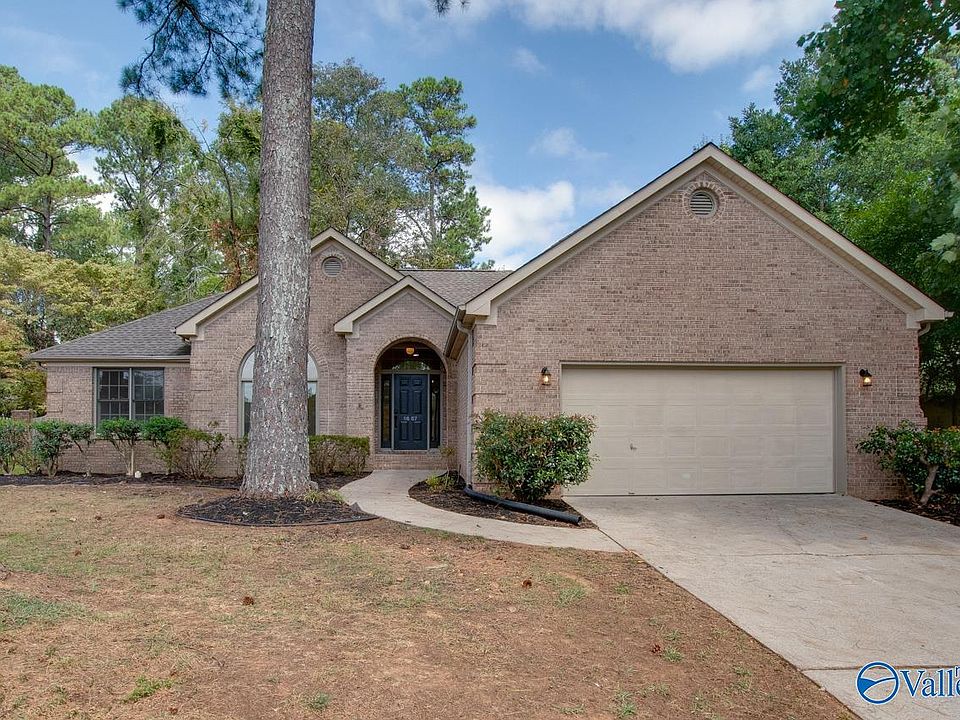 1st image of 1687 Longleaf Dr NW