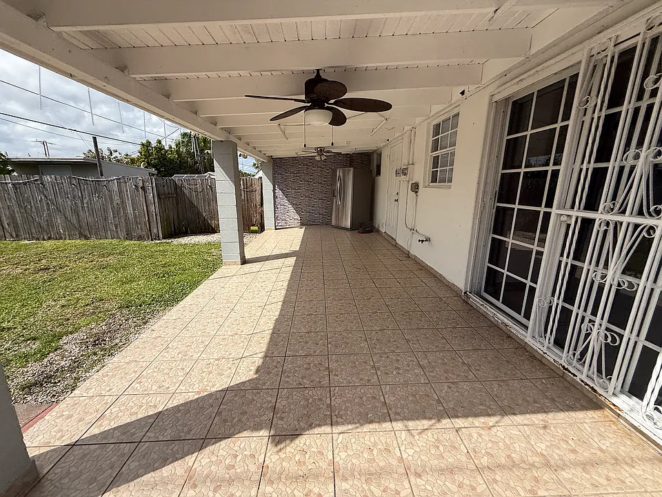 SW 32nd Ave
