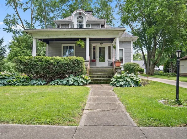 109 E Hickory St, Fairbury, IL 61739