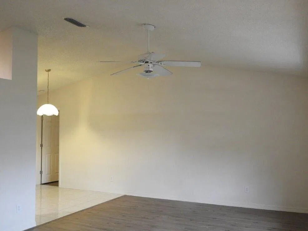 4 bed, 2.0 bath, 1468 sqft, $2,000 — Photo 3