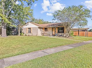 100 Thompson Loop, Lafayette, LA 70506