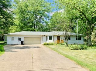 62699 Orange Rd, South Bend, IN 46614