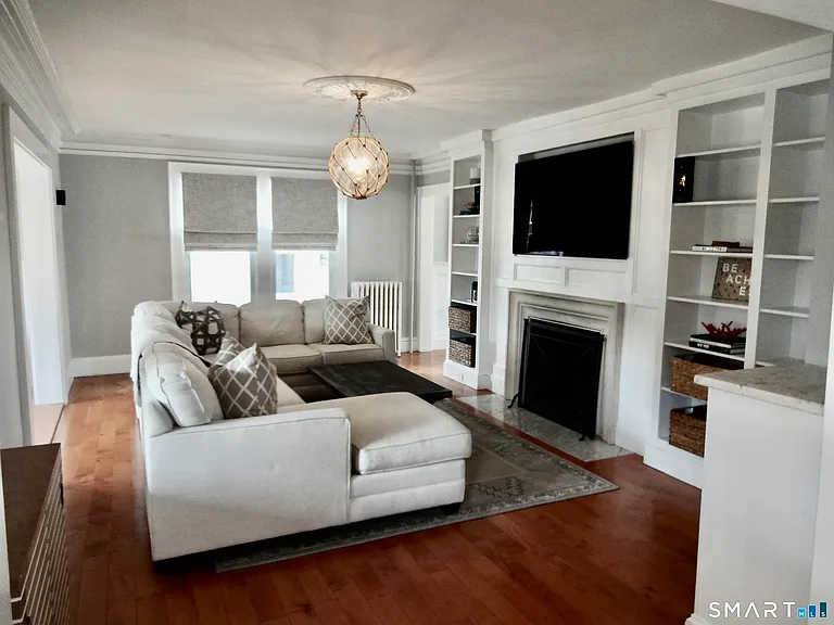 84 Sherman Ct — Photo 5