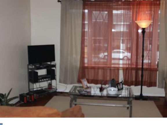 3rd image of 12048 Waldemire Dr