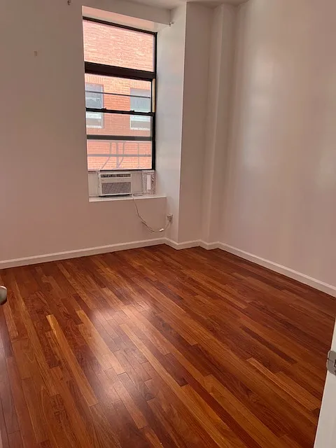 2 bed, 750 sqft, $1,300 — Photo 4