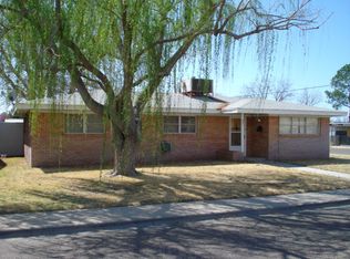 901 S James Ave, Monahans, TX 79756