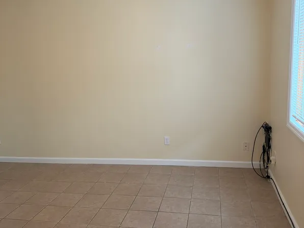 (undisclosed Address), Staten Island, NY 10306