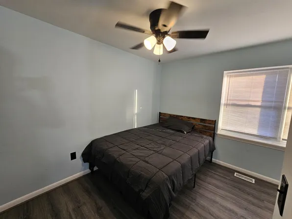 (undisclosed Address), Brooklyn, MD 21225