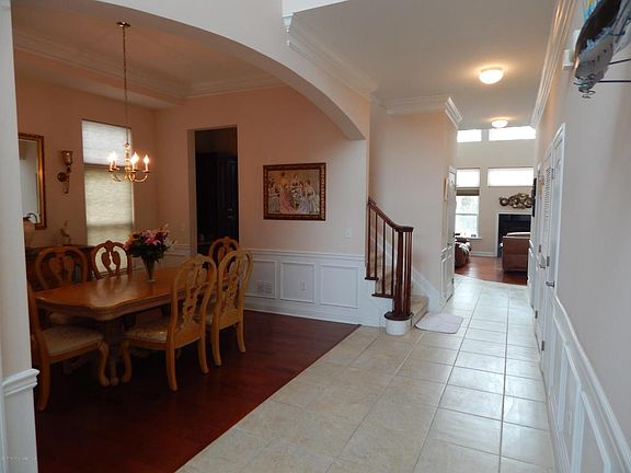 2nd image of 22 Eldorado Dr