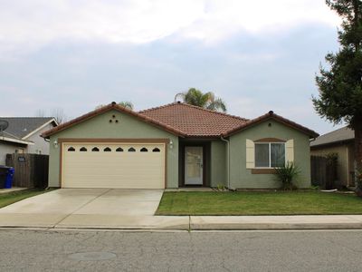 953 W Cleo Avenue, Porterville, CA, 93257